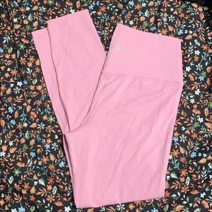 High waisted leggings